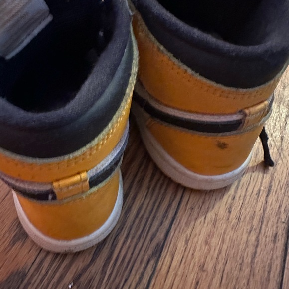 Jordan 1 - Picture 2 of 2